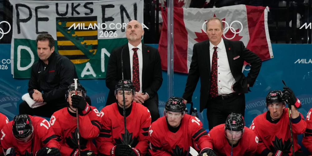 Kanādas hokejisti un treneru štābs pēc zaudējuma neslēpa lielo vilšanos.