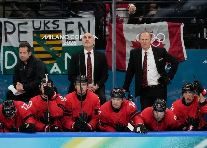 "Tas vairs nav hokejs!" Kanādas izlases treneris kritizē olimpisko spēļu fināla papildlaika formātu
