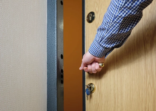 В Латвии появился новый вид мошенничества: людей лишают своего жилья