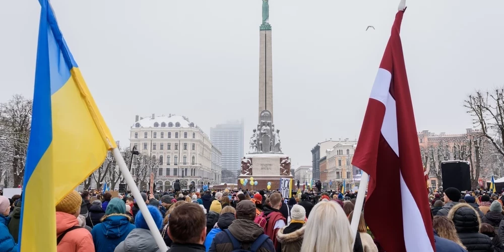 Украинцы не могут прогнозировать возвращение домой, а Латвия не дает ответа, что будет после временной защиты.