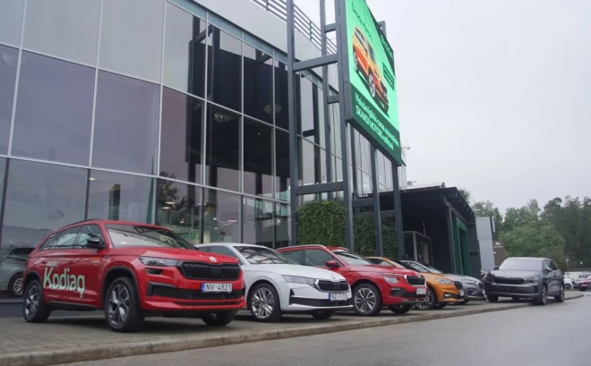 Zīmolu un modeļu piedāvājums joprojām ir visai konservatīvs.