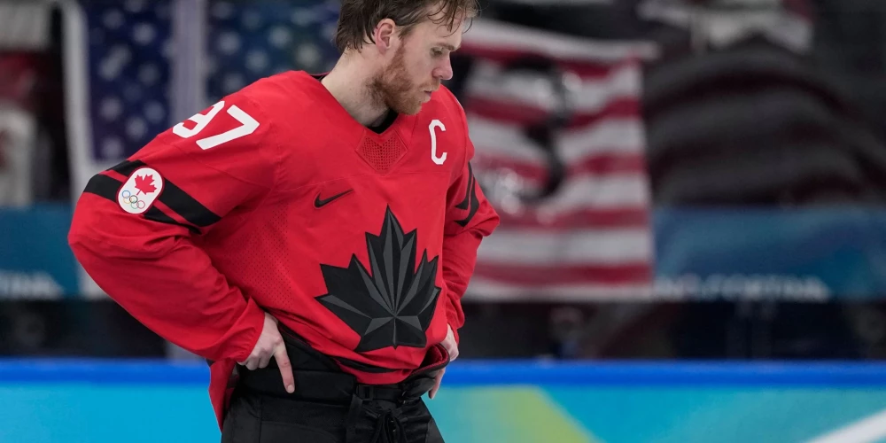Kanādas izlases kapteinis Konors Makdeivids.