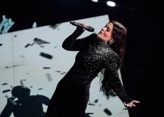 “Tas ir ārpus šīs pasaules!” – Atvaras “Ēnā” iekaro ārzemju "Eirovīzijas" fanu simpātijas