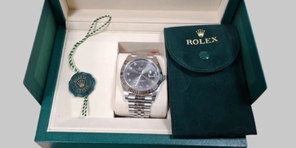 Valsts ieņēmumu dienesta izmeklētāja, iespējams, pretlikumīgi ieguvusi kriminālprocesos izņemtu mantu un kopā ar fizisku personu to legalizējusi. 