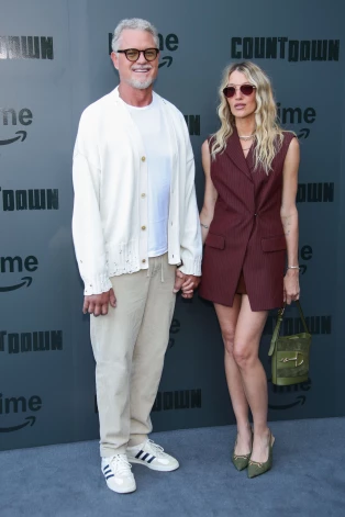 Ēriks Deins ar draudzeni Janellu.