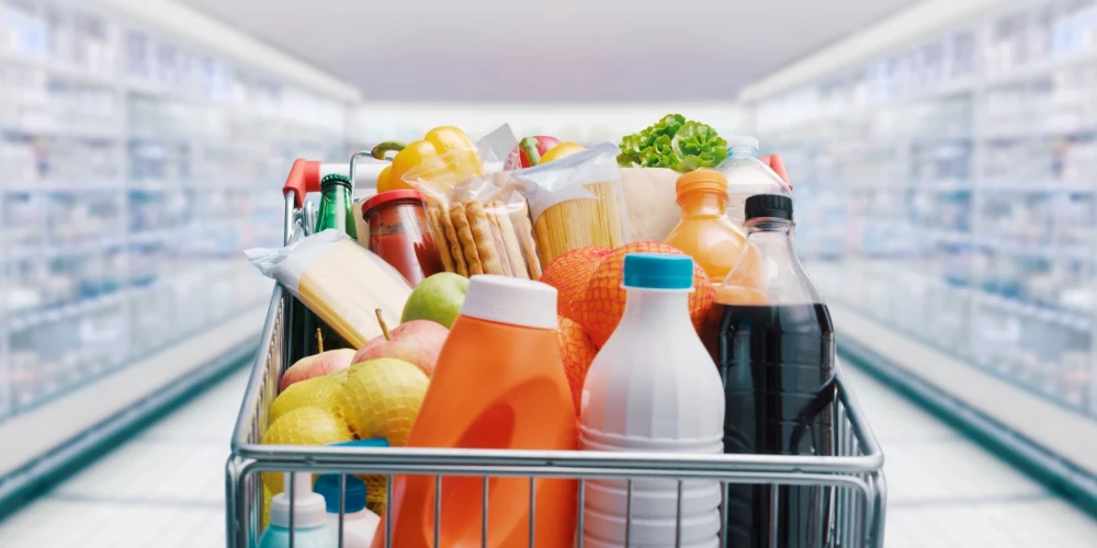 Zaļmaldināšana Latvijā visbiežāk izpaužas kā vispārīgi un nepierādīti apgalvojumi, piemēram, videi draudzīgs, ilgtspējīgs vai dabisks. (Foto: Shutterstock)