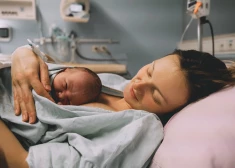 "А вы бы родили еще?" Что обсуждают латвийские женщины на фоне демографического спада