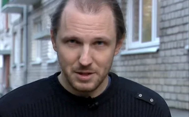 "Man Inga Jansone, kas ir Annas Jansones māte, draud, lai es apturu filmas veidotājus," saka Juris/