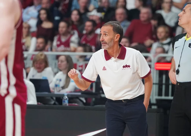 Latvijas basketbola izlases treneris Sito Alonso skaidro, kādēļ pašlaik jūtas komfortablāk