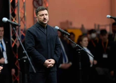 "Я считаю, что Путин уже начал Третью мировую войну": Владимир Зеленский дал интервью BBC