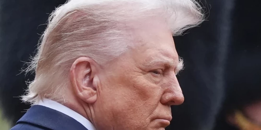 Lēmums tiek uzskatīts par būtisku ASV prezidenta Donalda Trampa uzvaru, kurš centies nepieļaut, lai īpašā prokurora secinājumi nonāktu atklātībā.