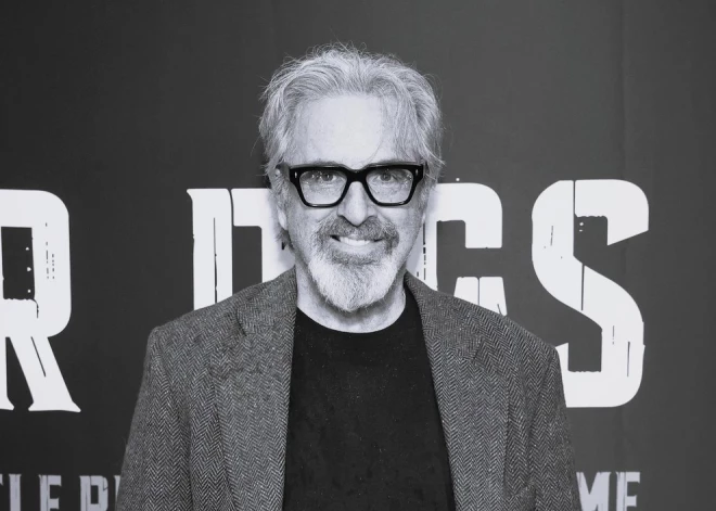 Traģiski mūžībā devies aktieris Roberts Karadīns