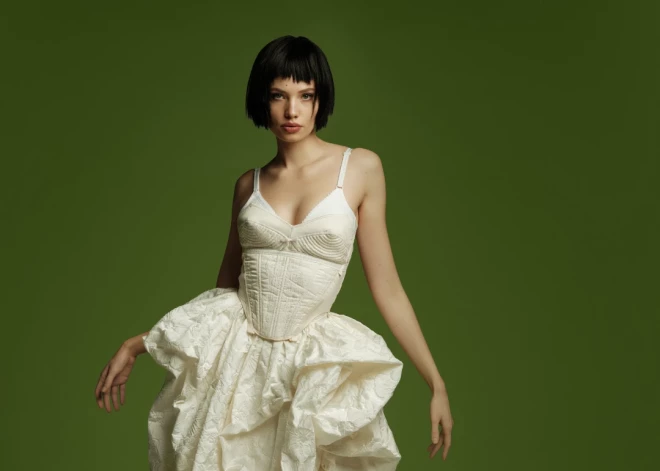 Prezentēts Rīgas modes nedēļas galvenais tēls - to iemieso modele Alisa Ontensone