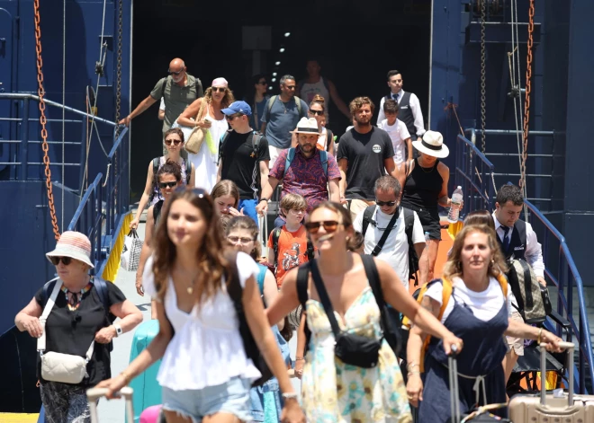 Šo valsti pērn apmeklējis rekordliels skaits tūristu