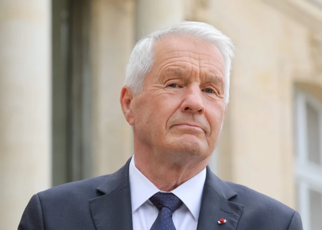 Pēc apsūdzībām Epstīna lietā slimnīcā nonācis Norvēģijas ekspremjers – izskan baumas par pašnāvības mēģinājumu