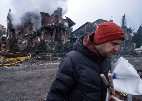 Krievijas pastiprinātie uzbrukumi Ukrainai kārtējo reizi liek šaubīties par tās patiesu vēlmi panākt ilgstošu mieru.