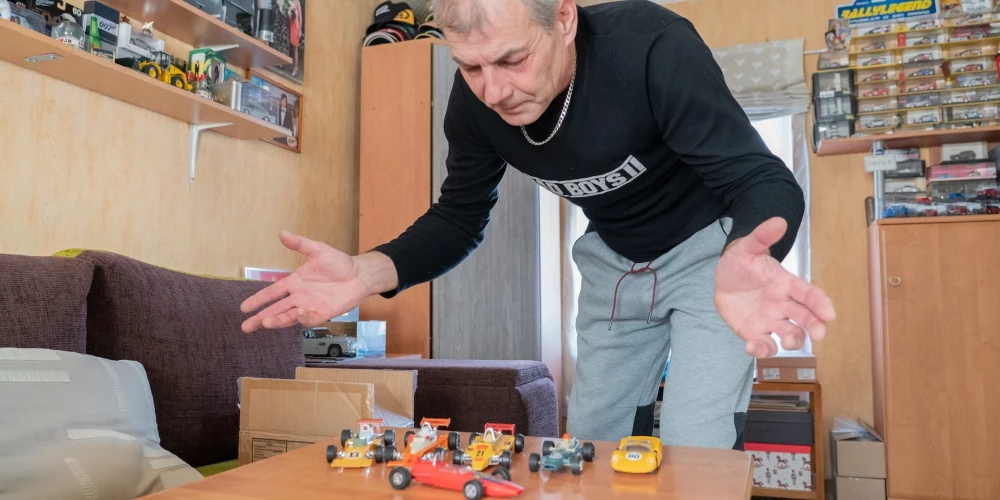 Житель Кулдиги Руслан Финогенов — поклонник ралли и коллекционер моделей автомобилей с солидным стажем.