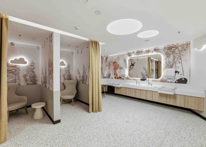 Новые санузлы, шкафчики и питьевая вода: AKROPOLE Alfa внес улучшения для посетителей за 3 млн евро