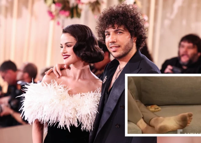 “Nomazgā kājas!” Internets nesaudzē Beniju Blanko pēc tam, kad kamera fiksē mūziķa netīrās pēdas