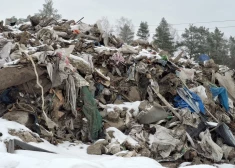 Babītes pagastā atklāta apjomīga nelegālā atkritumu izgāztuve