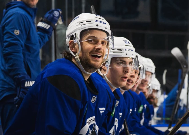 Teodors Bļugers atklāj, kur vēlētos nonākt, ja Vankūveras "Canucks" izlemtu viņu aizmainīt