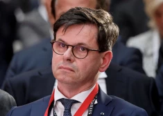 Skandālu satricinātais Luvras muzejs ieguvis jaunu direktoru