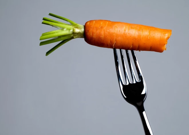 Ko uzkost vēlu vakarā, kad moka izsalkums?