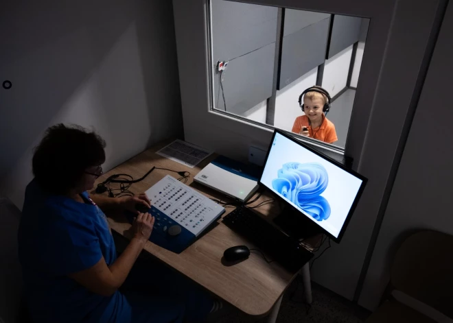 Kad pārbaudīt bērna dzirdi? Izmeklējumi ir pieejami jau no 3 mēnešu vecuma