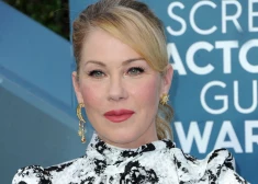 Satraucoša atzīšanās: aktrise Kristīna Eplgeita slimības dēļ ir piekalta gultai