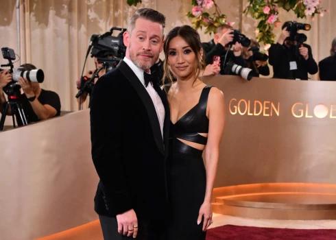 Aktieris Makolijs Kalkins un aktrise Brenda Songa.