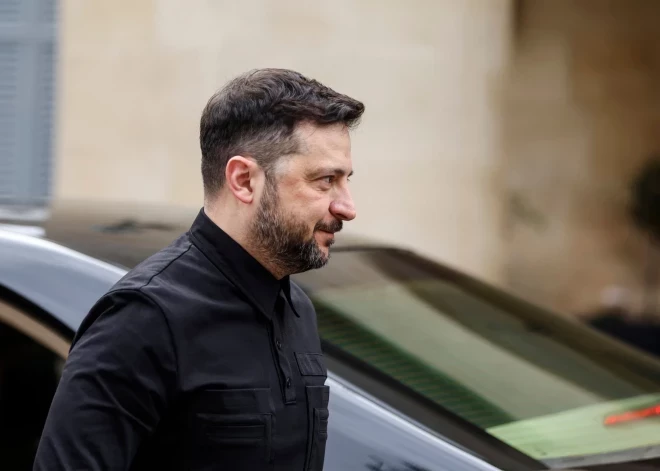 Zelenskis paskaidro, kāpēc Ukrainas bruņotie spēki pašlaik neatbrīvo okupētās teritorijas