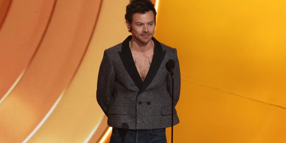 Britu dziedātājs Harijs Stailss.