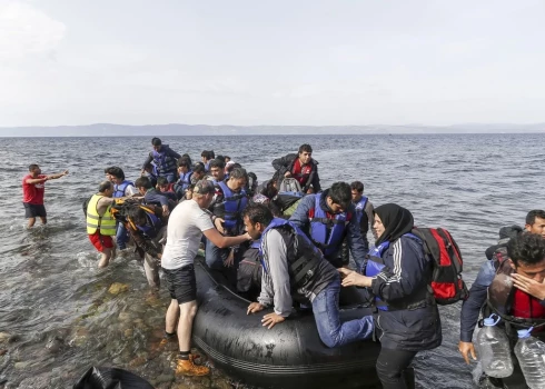 Люди рискуют жизнями, чтобы попасть в Европу.