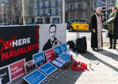 Kremlis turpina vajāt "arī pēc nāves": ap 100 mirušu Putina kritiķu joprojām atrodas ekstrēmistu sarakstos