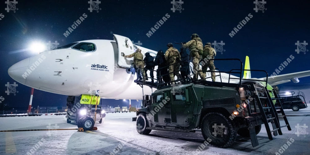 Mācībās Rīgas lidostā stiprina vairāku dienestu sadarbību ārkārtas situācijās.