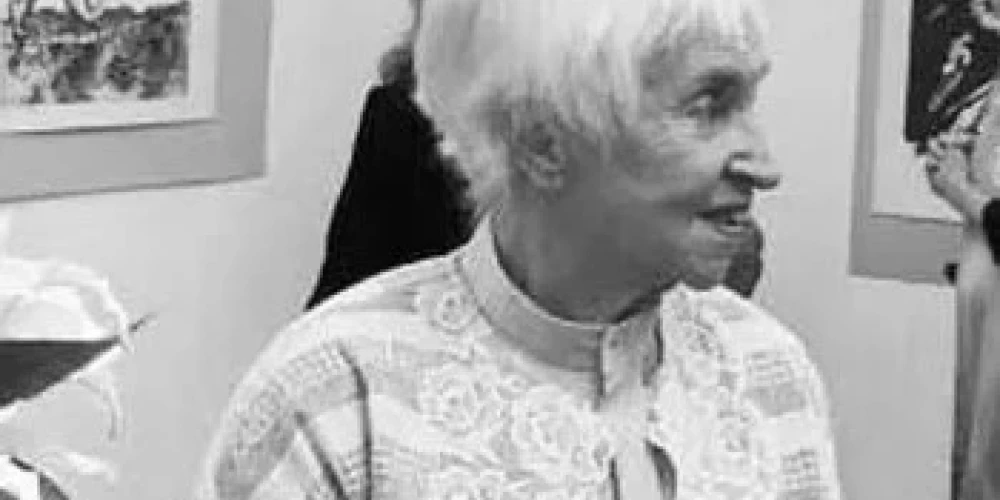 Mūžībā devusies nozīmīgā Latvijas tēlniece Viktorija Pelše. 