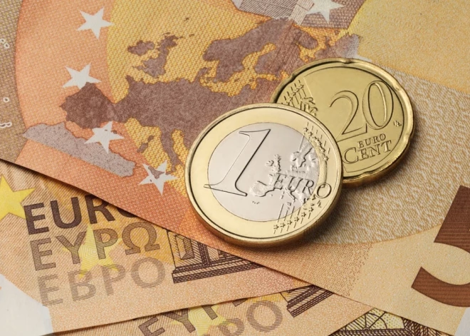 Latvijas finanšu iestāžu peļņa janvārī sarukusi