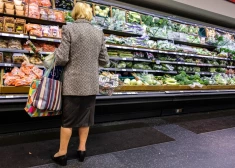 KP: divi lielākie pārtikas mazumtirdzniecības uzņēmumi, iespējams, nav rīkojušies neatkarīgi un savstarpēji saskaņojuši preču pārdošanas cenas