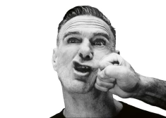 Брайан Адамс выступит в Риге в рамках крупнейшего турне