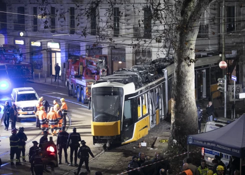 Tramvaja avārijas vieta Milānā