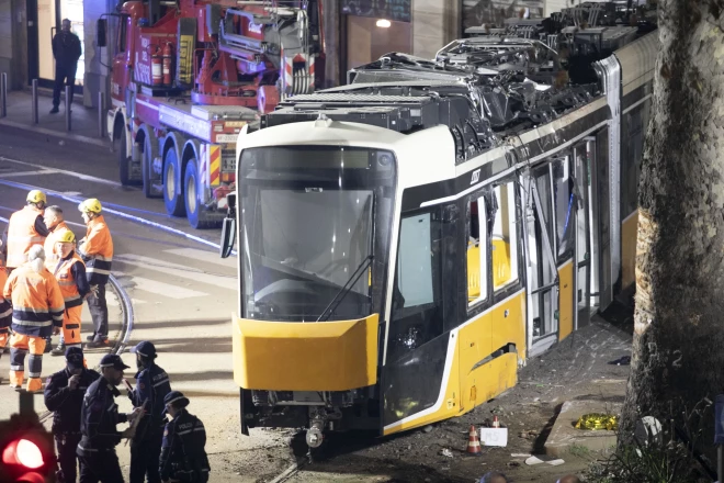 Инцидент произошел на фоне проведения в городе сезонных модных показов и в период между зимними Олимпийскими и Паралимпийскими играми.