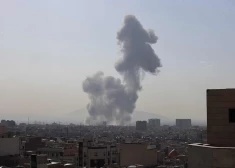 Izraēla veikusi preventīvu triecienu pa Irānu un visā valstī izsludinājusi ārkārtas stāvokli