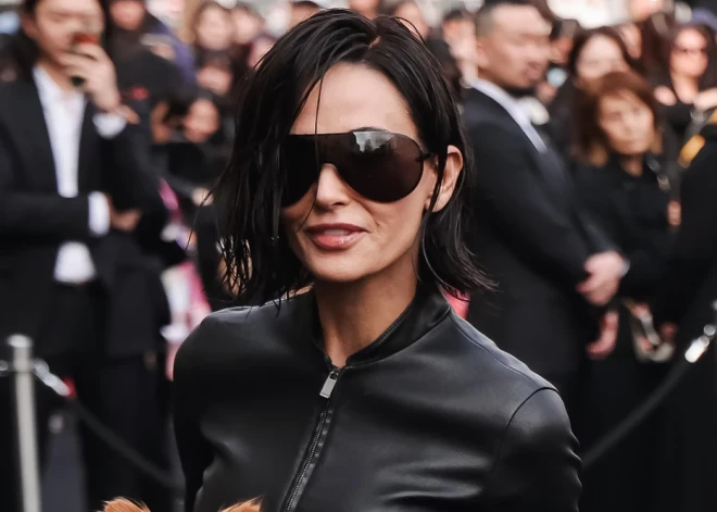 Деми Мур в 63 года стала неузнаваемой: дерзкий образ в стиле "Матрицы"