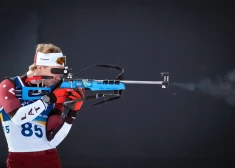 16 gadus vecais Lozbers izcīna zelta medaļu pasaules jauniešu čempionātā biatlonā