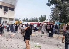 VIDEO: raķete trāpījusi meiteņu pamatskolai Irānā – 57 cilvēki gājuši bojā. Irānas ārlietu ministrs brīdina: "Uzbrukums nepaliks bez atbildes"