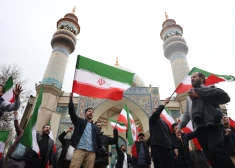 TEKSTA TIEŠRAIDE. Izraēla un ASV veikušas preventīvu triecienu Irānai; Irāna noliedz, ka triecienos būtu nogalinātas augstas amatpersonas