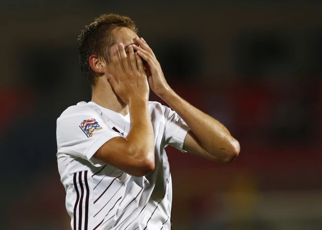 Raimonds Krollis savainojuma dēļ tiek nomainīts Čehijas līgas spēlē