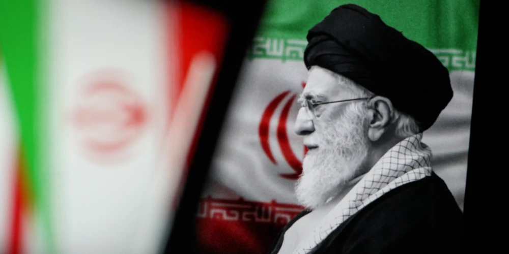 Irānas augstais līderis Alī Hamenejī ir miris, platformā "Truth Social" sestdien paziņoja ASV prezidents Donalds Tramps.