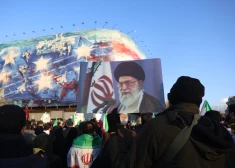 Pēc augstākā līdera nāves Irāna draud atriebties: Izraēlai un ASV sola "vēsturē postošāko" uzbrukumu