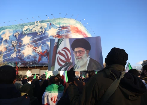 Irānā sēro par ajatolla Ali Hamenei nāvi.